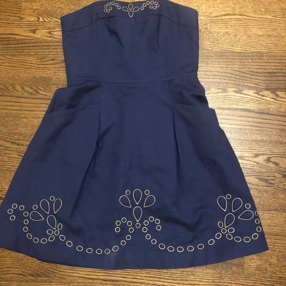 MUST GO: Lilly Pulitzer Navy/Gold Strapless Dress - Picture 2 of 4